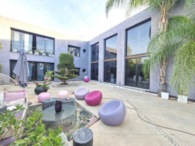 Villa for sale in Diana Park, Estepona Øst