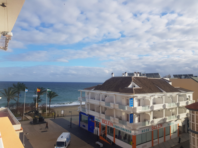 Beach front Apartment in San Luis de Sabinillas