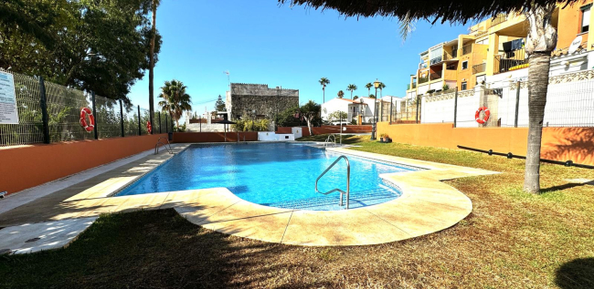 Apartment with direct access to the sea Manilva Playa, Málaga